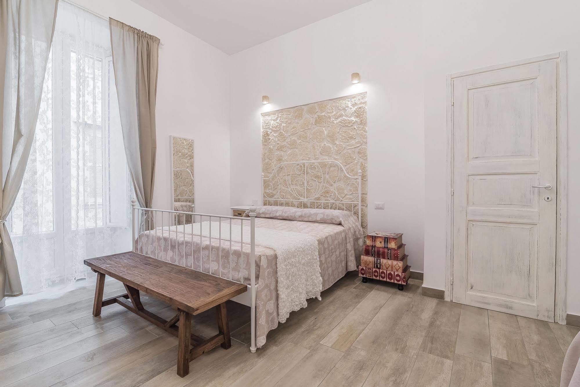 Le Villanelle B&B Νάπολη Εξωτερικό φωτογραφία
